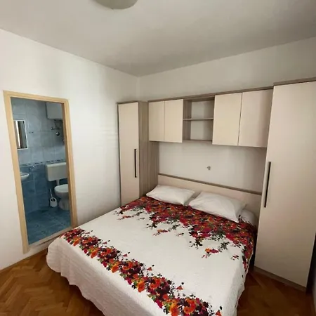 Martina Apartment *